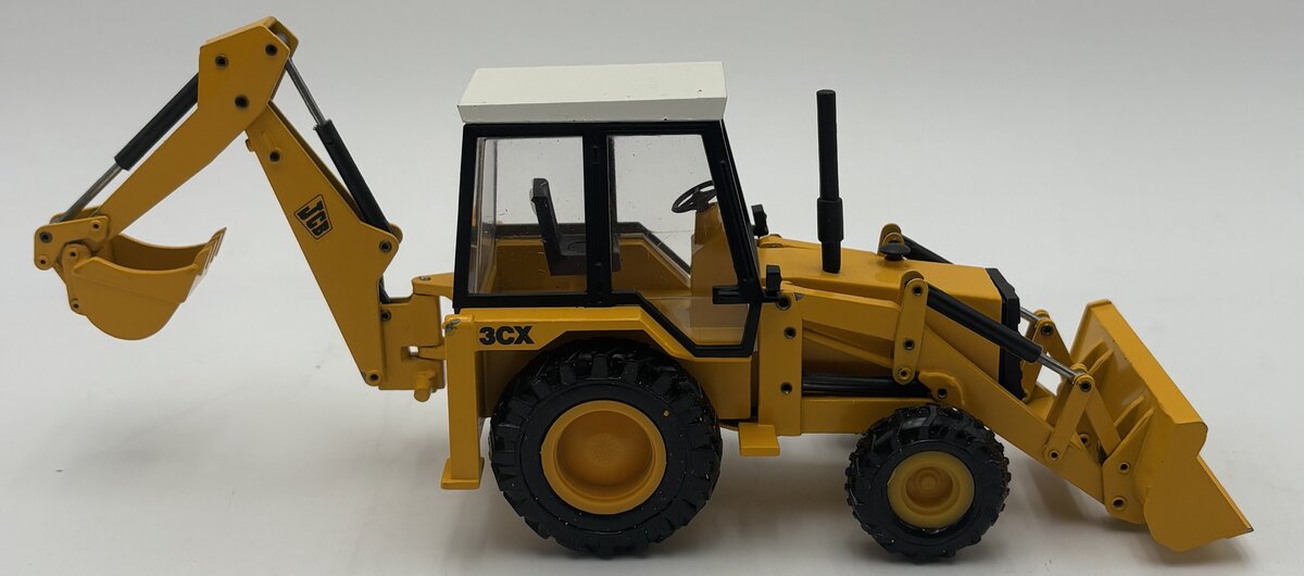 NZG 216 1:35 DieCast JCB 3CX Excavator Loader EX/Box