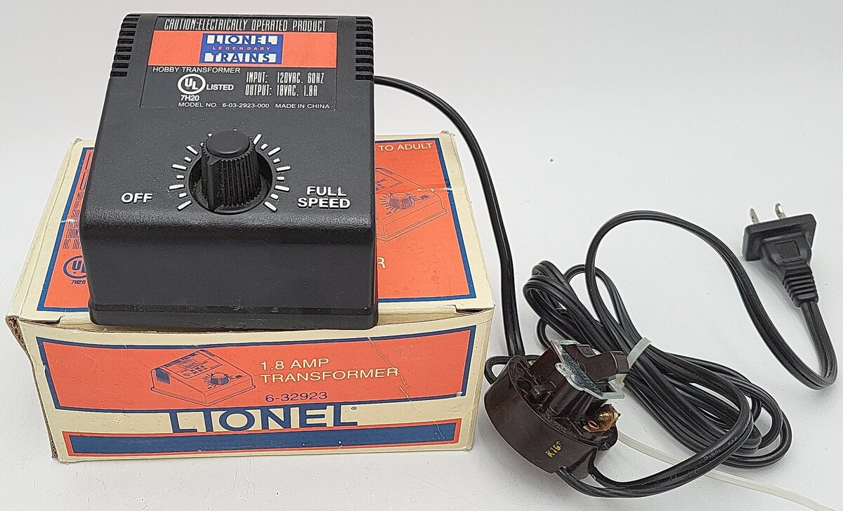 Lionel 6-32923 O 7H20 1.8 Amp Accessory Transformer w/Switch/Box