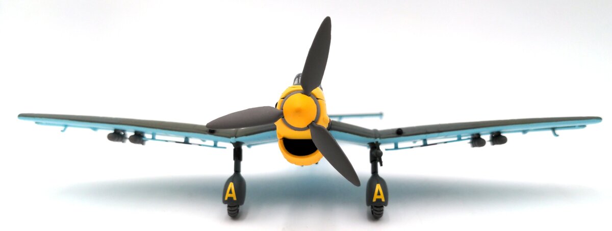 Corgi AA32505 1:72 Scale Junkers JU 87B-2 Stuka Graz/Austria April 1941 VG/Box