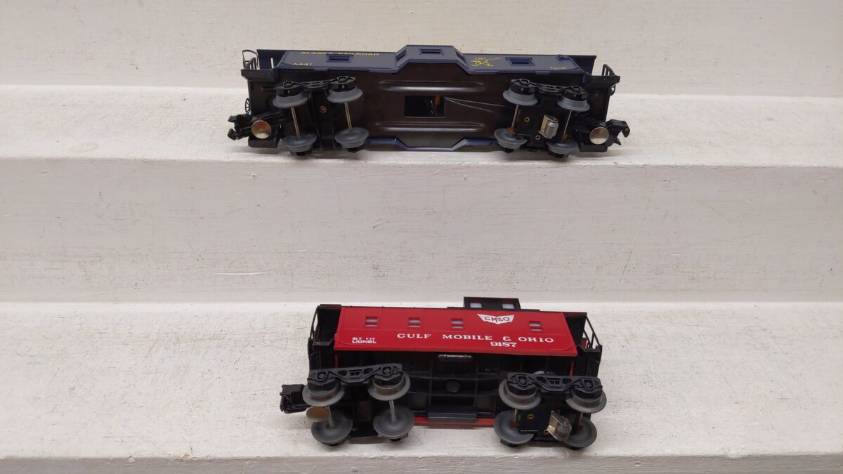 Lionel O Gauge Assorted Freight Cars 9187, 6441 [2] EX