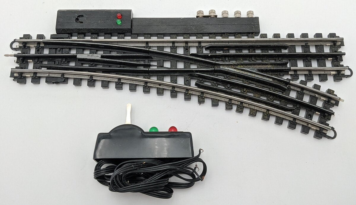 Lionel 6-21400 O Scale SuperSnap 72" Right Hand Remote Control Switch Turnout EX/Box