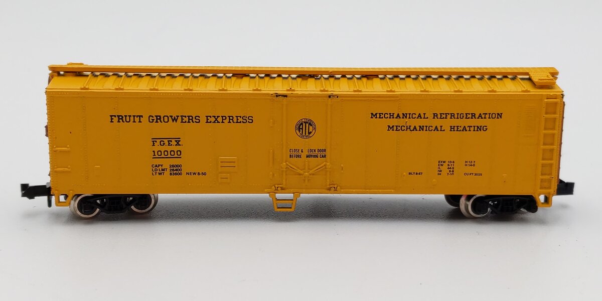 Atlas 3671 N Scale Fruit Growers Express 50' Mechanical Reefer #10000 LN/Box