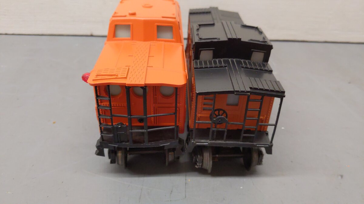 Lionel O Gauge Assorted Freight Cars 9160, 9169 [2] EX