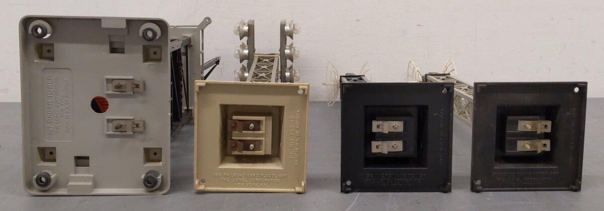 Lionel Vintage O Gauge Accessories: 195, 197, 199, 299 [4] EX