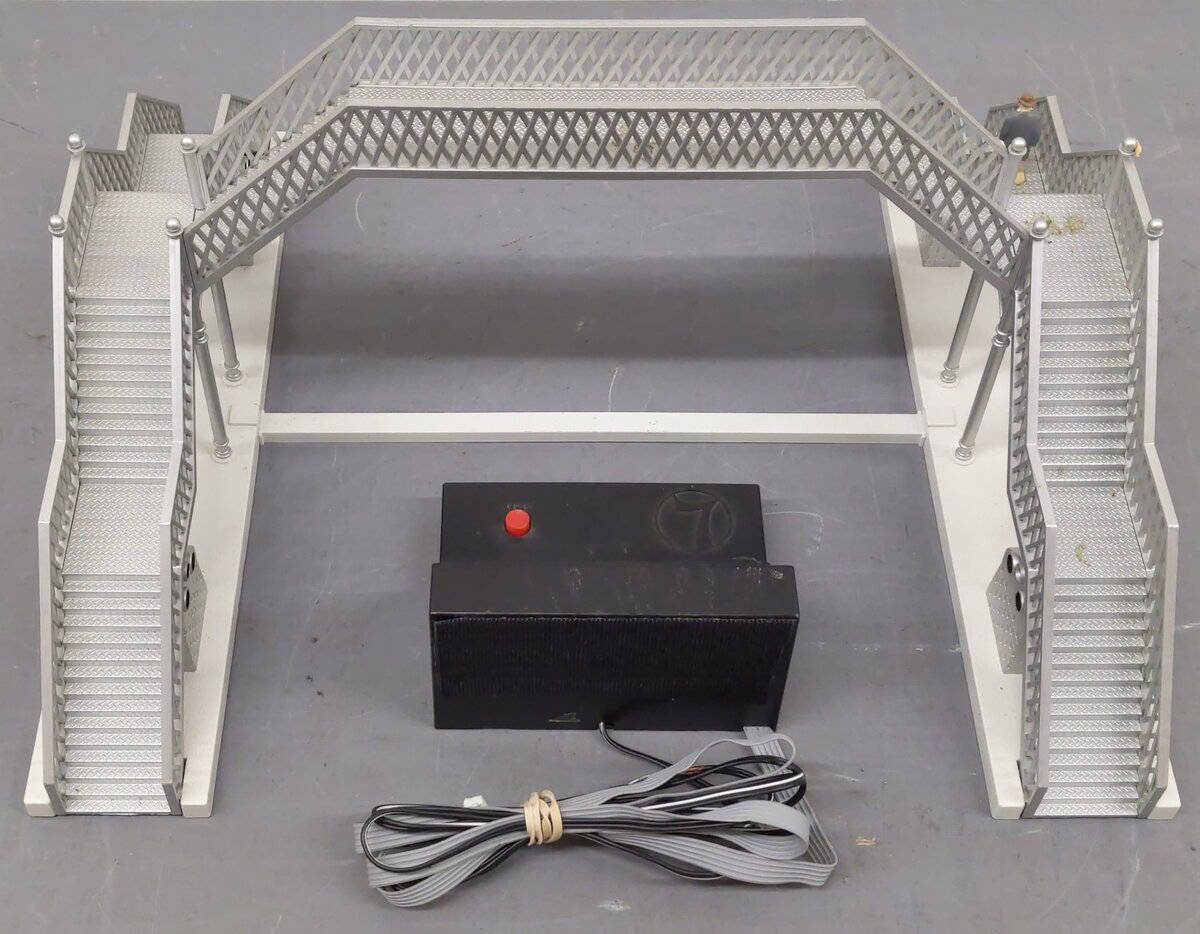 Lionel 6-14082 O Scale Pedestrian Walkover with Speed Sensor VG/Box