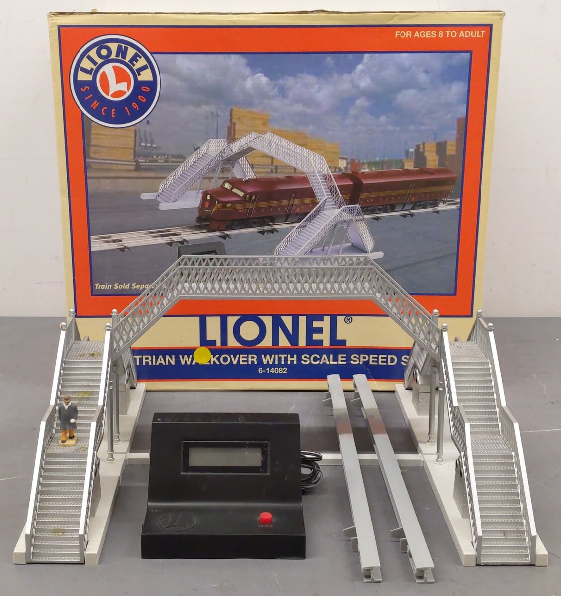 Lionel 6-14082 O Scale Pedestrian Walkover with Speed Sensor VG/Box