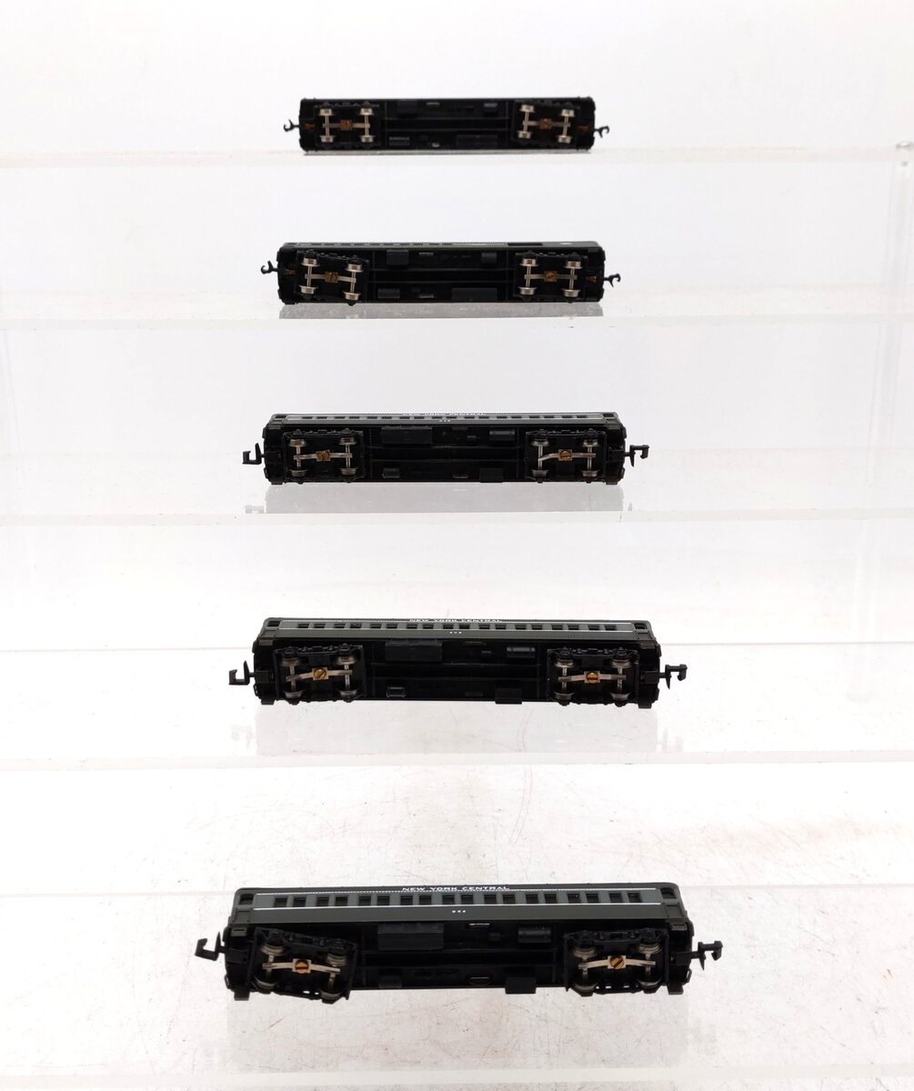 Bachmann N Scale Assorted Passenger Cars [5] EX