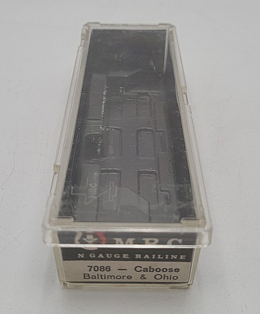 MRC 7086 N Scale Baltimore & Ohio Caboose #1807 LN/Box