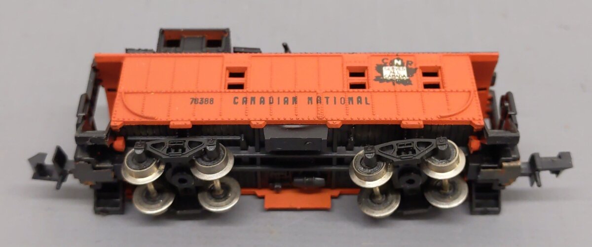 MRC 7089 N Scale Canadian National Caboose #76388 LN/Box
