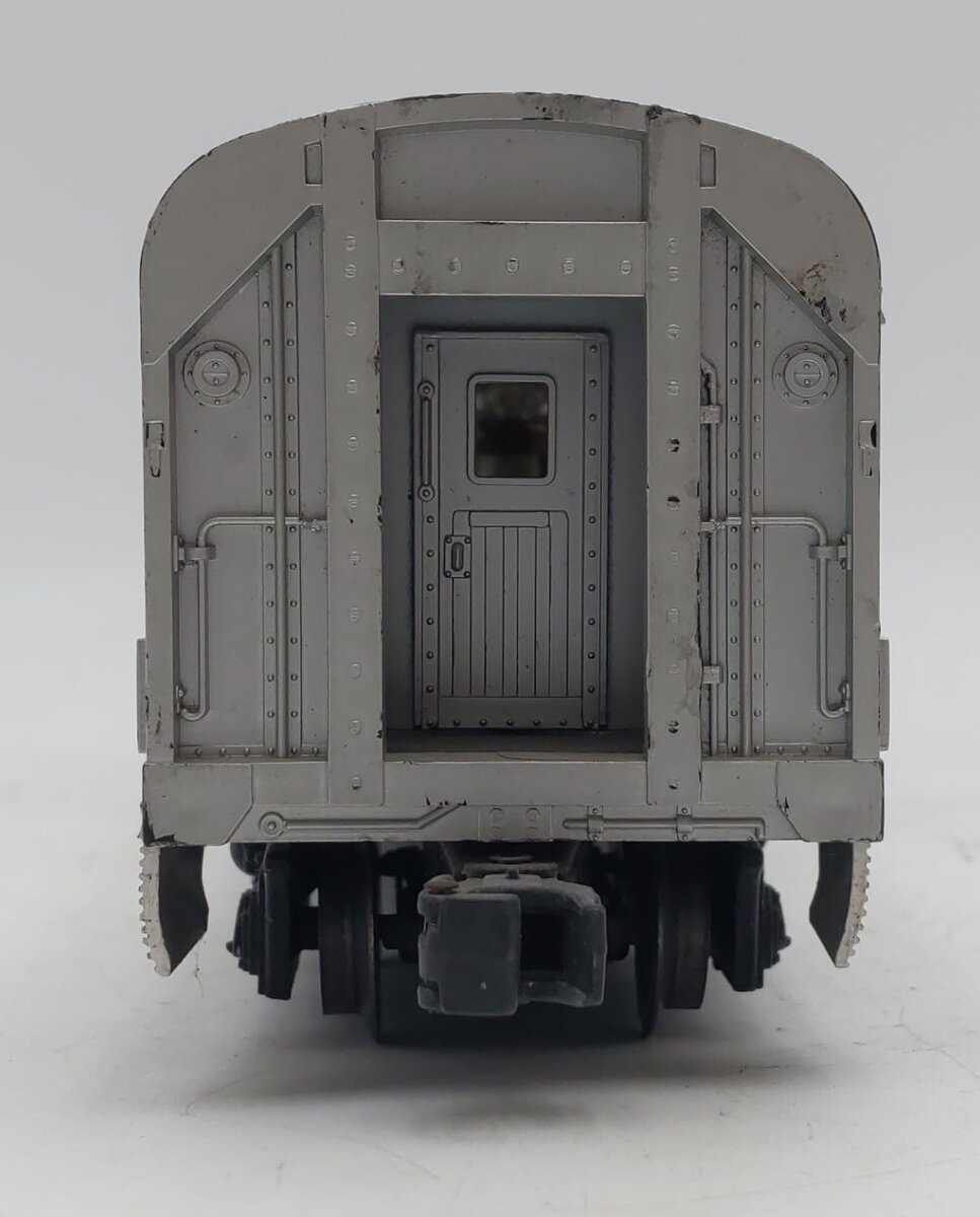 Lionel 2551 Vintage O Canadian Pacific Banff Park Aluminum Observation Car EX/Box