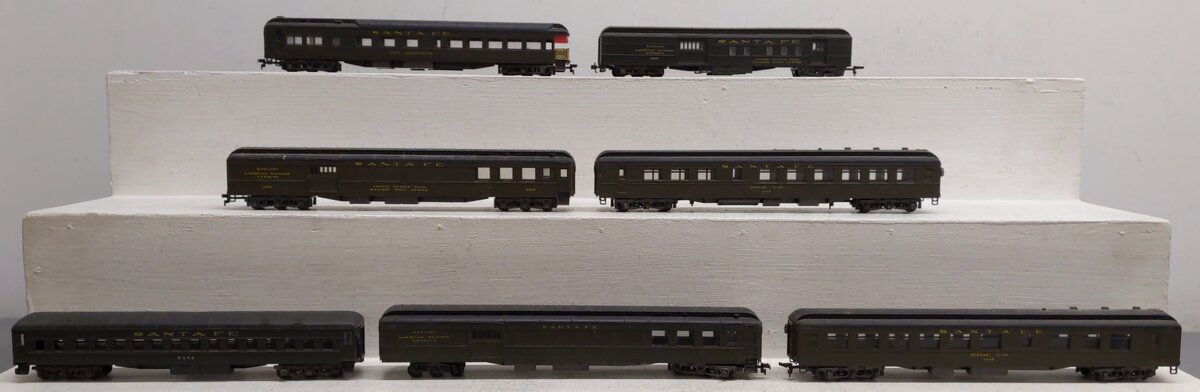 Rivarossi and Other HO Scale Assorted ATSF Passenger Cars [7] VG