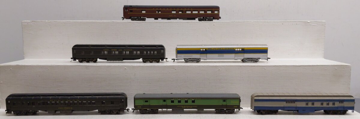 Rivarossi and Other HO Assorted Passenger Cars [6] VG