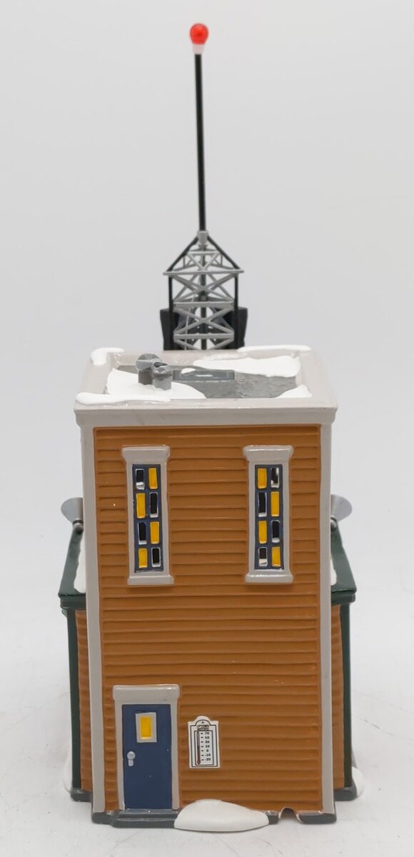 Dept 56 55010 The Original Snow Village WSNO Radio Station EX/Box