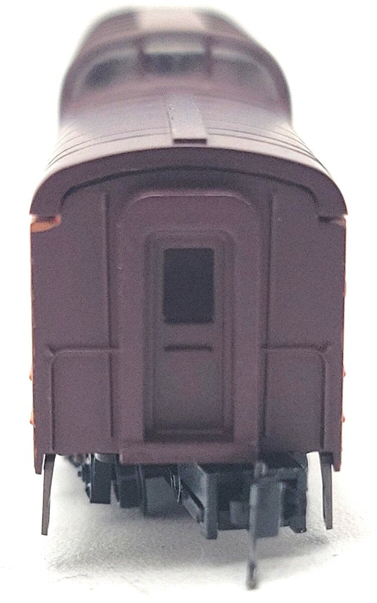 Micro-Trains 55100020 Z Custom Milwaukee Rd 83' Lightweight Smoothside Dome Car/Box