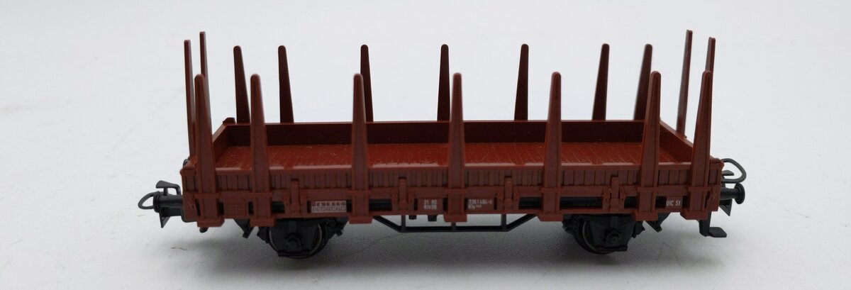Marklin 4459 HO Flatcar w/Stakes LN