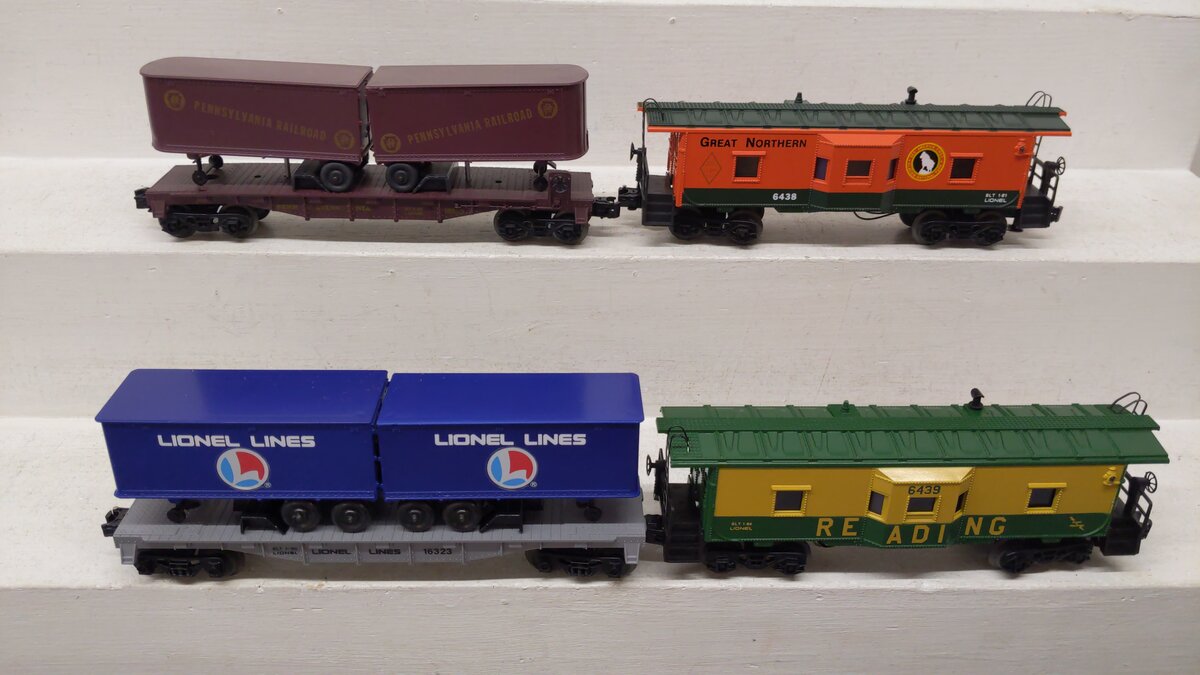 Lionel O Gauge Assorted Freight Cars 6438, 16323, 16303, 6439 [4] EX