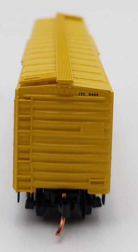 Micro-Trains 03100010 N Illinois Terminal 50' Standard Single Door Boxcar #9444 LN/Box