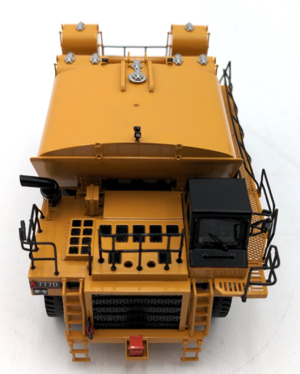 CCM 040 1:87 Scale Brass CAT Klein KFL-777D Fuel & Lube Truck NIB