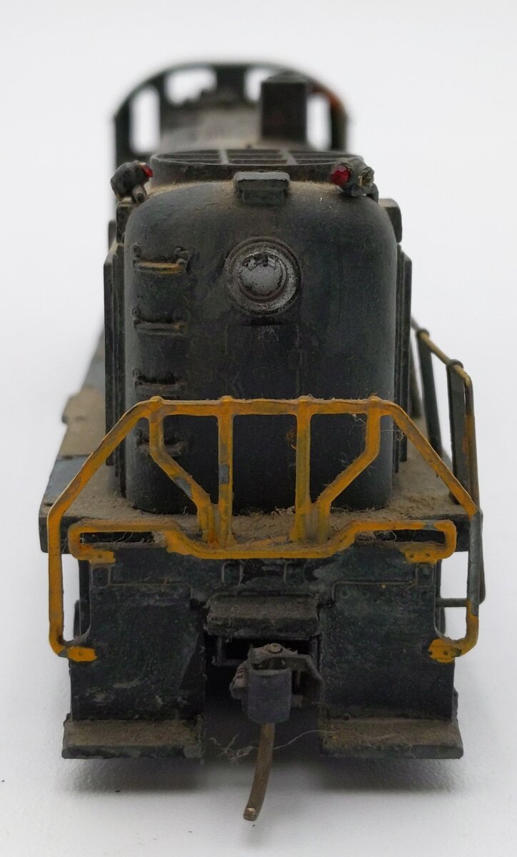 Hobby Town HO Scale Custom Pittsburgh and Lake Erie Diesel Locomotive #937
