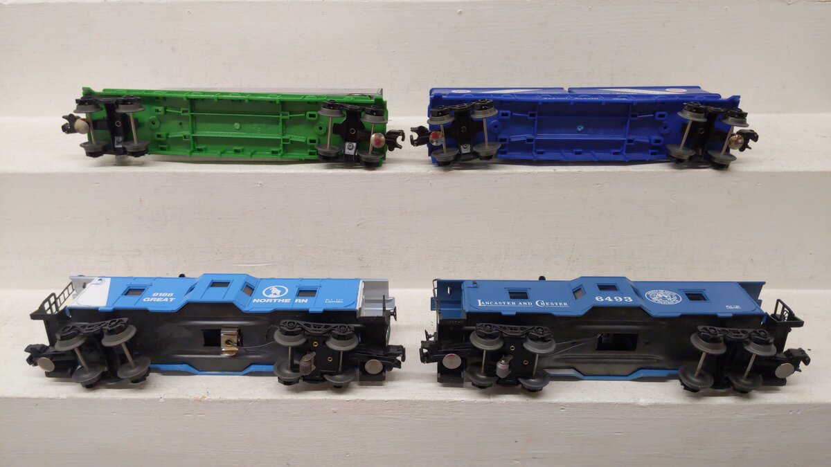 Lionel O Gauge Assorted Freight Cars 16308, 16314, 9188, 6493 [4] EX