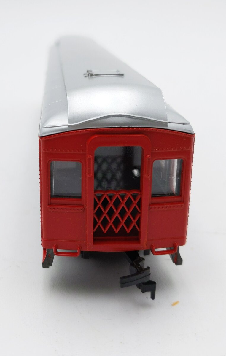 Rivarossi 2686/0 HO Chicago & Alton 'Webster Groves' Coach Passenger Car LN