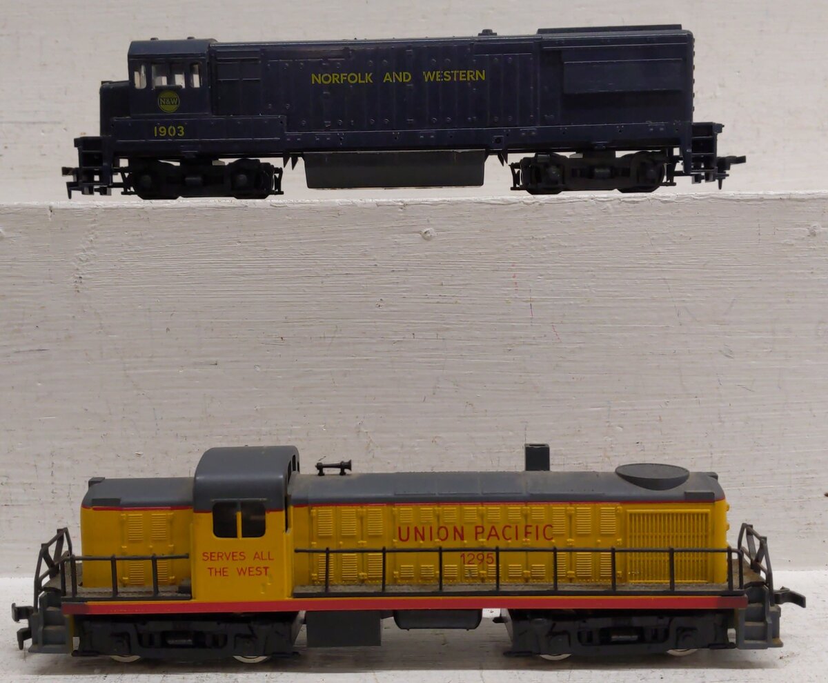 HO Scale Assorted Diesel Locomotives [2] VG