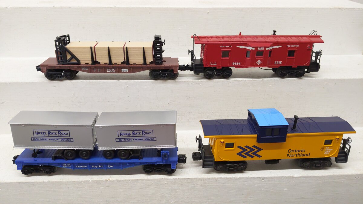Lionel O Gauge Assorted Freight Cars 9184, 16333, 6901, 16307 [4] EX