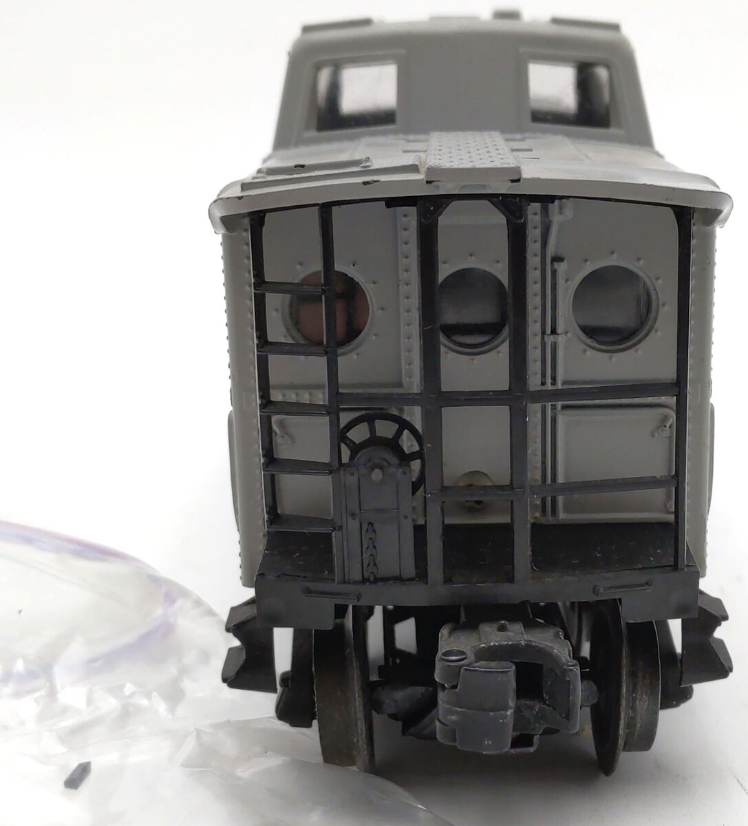 Lionel 6417-50 Vintage O Gray Lehigh Valley Porthole Caboose VG