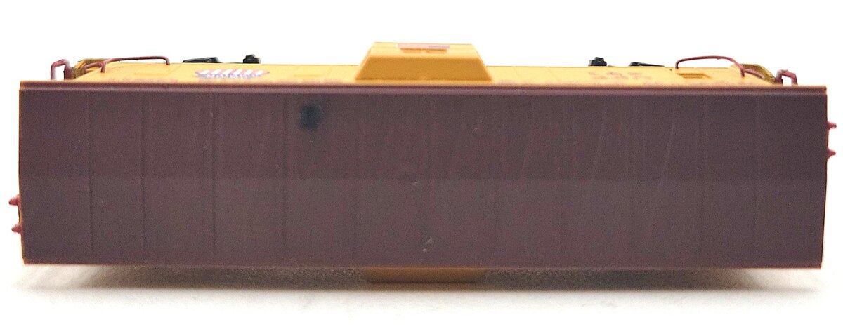 American Z-Line 92002-4 Z Scale Union Pacific Bay Window Caboose LN/Box