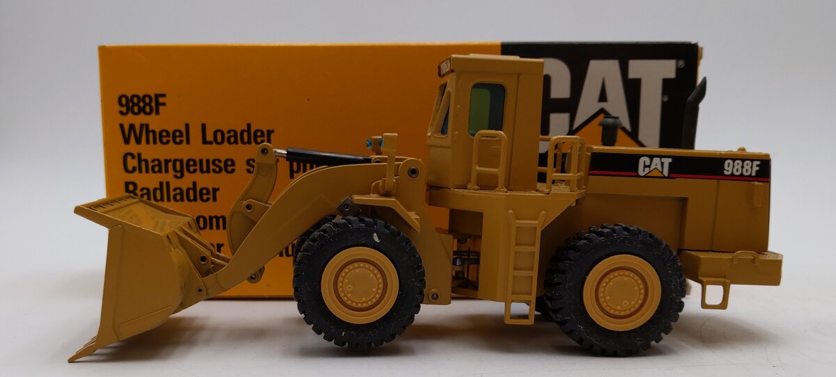 NZG Modelle 1:50 Scale Diecast Caterpillar 988F Wheel Loader EX/Box