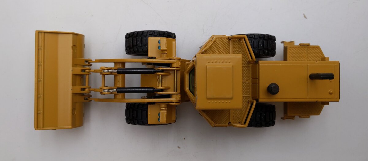 NZG Modelle 1:50 Scale Diecast Caterpillar 988F Wheel Loader EX/Box