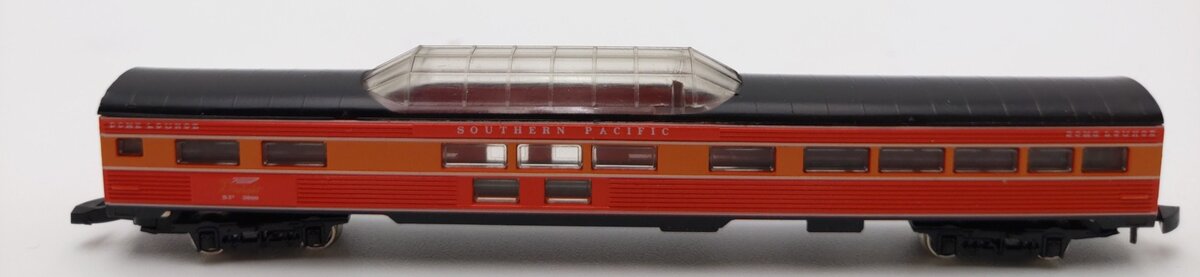 Marklin 8787 Z Scale Southern Pacific Daylight Vista Dome Car #3800 LN/Box