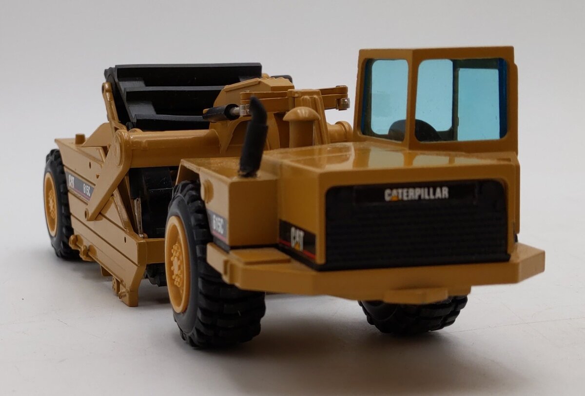 NZG Modelle 1:50 Scale Diecast Caterpillar CAT 615 Elevating Scraper EX/Box