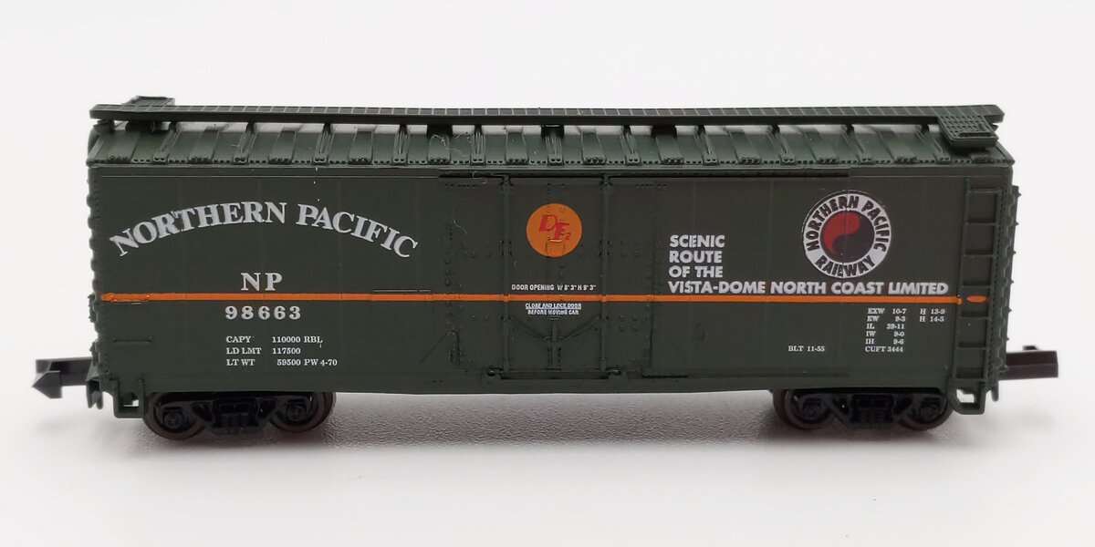 Atlas 3332 N Scale Northern Pacific 40' Plug Door Box Car EX/Box