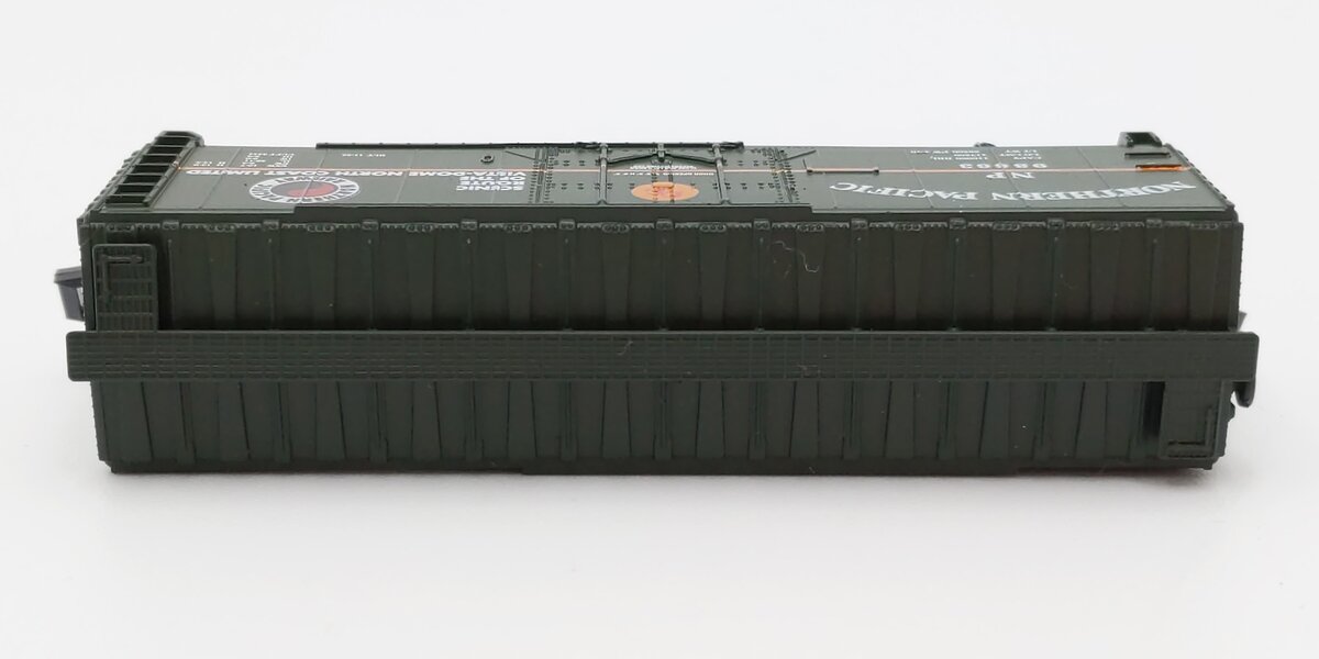 Atlas 3332 N Scale Northern Pacific 40' Plug Door Box Car EX/Box