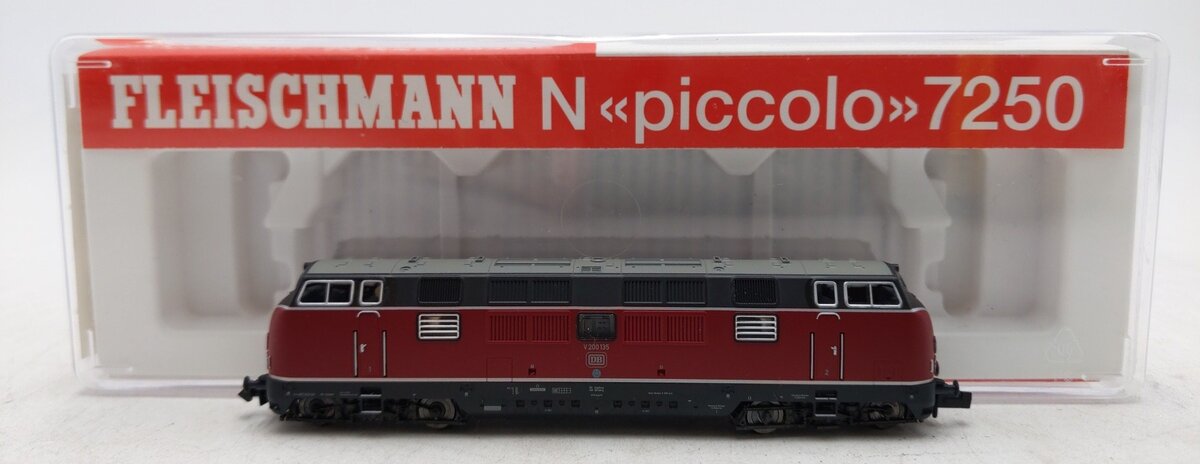 Fleischmann 7250 N Deutsche Bundesbahn 221 Diesel Locomotive #2200135 LN/Box