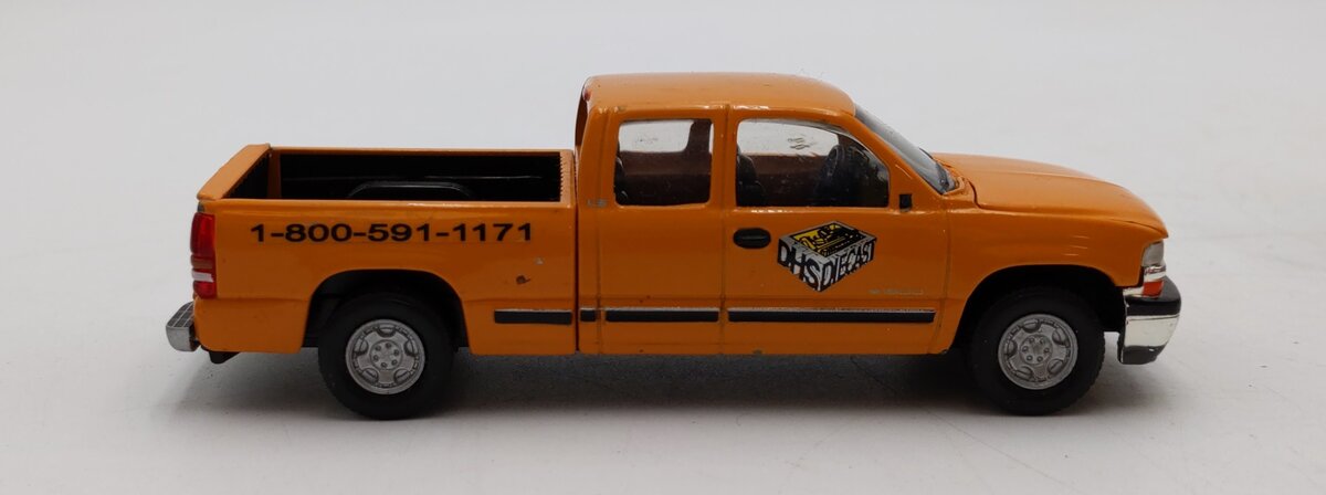 Die Cast Promotions 1:50 Scale Diecast Chevrolet Silverado Pickup - DHS Diecast EX/Box