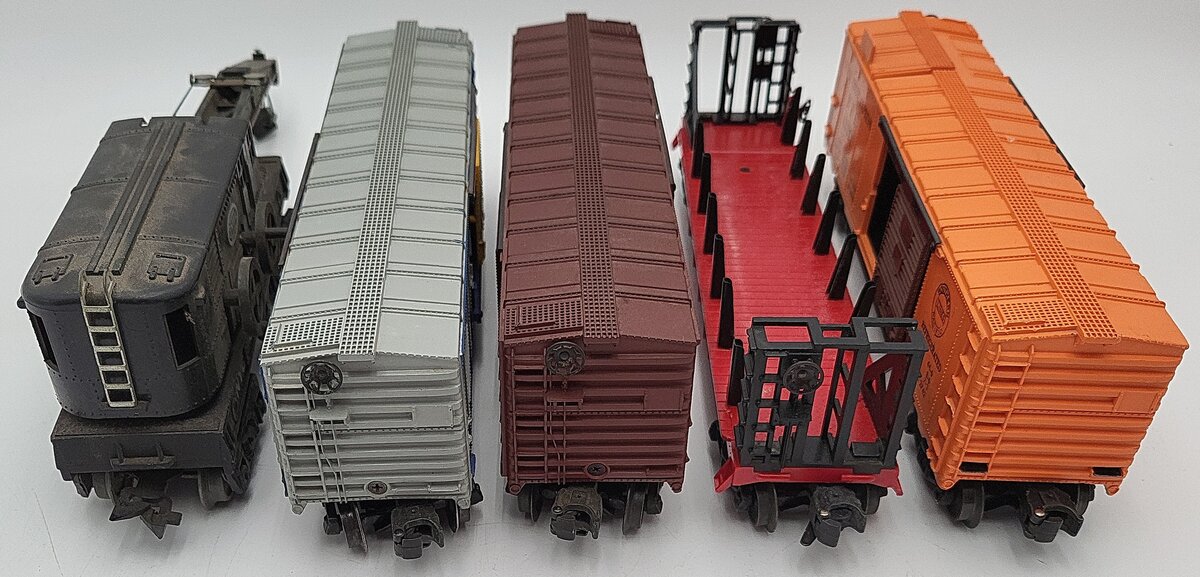 Lionel & Other O Vintage Freight Cars: 5590, 6477, 63521, 6464, 6464150 [5] EX