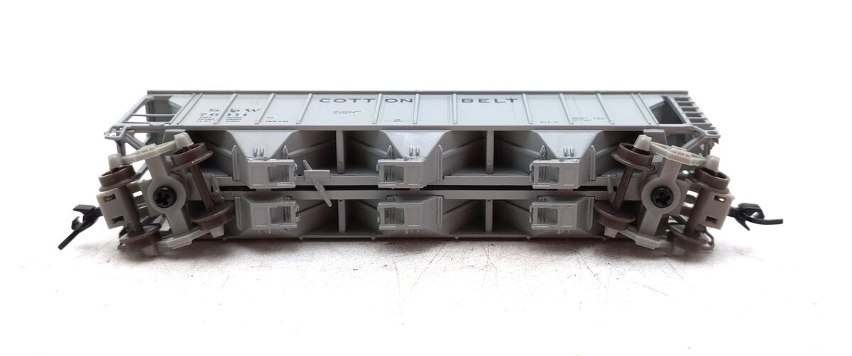 Athearn 11426 N Cotton Belt PS Covered Hopper #76111 LN
