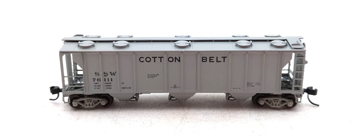 Athearn 11426 N Cotton Belt PS Covered Hopper #76111 LN