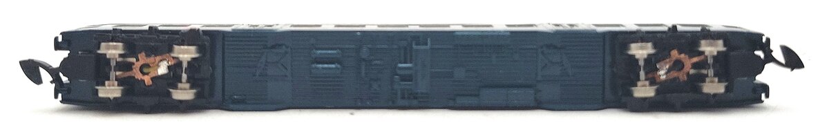 Marklin 8716 Z Scale Virginia Railroad 2nd Class Commuter Passenger Car/Box