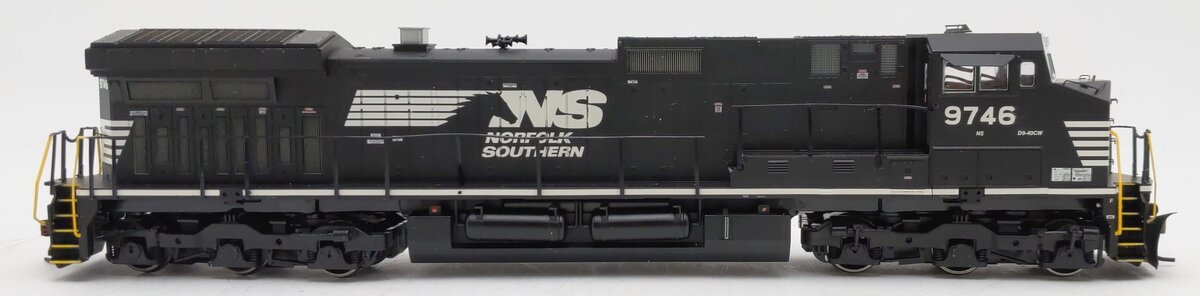 Athearn 78953 HO NS/Horsehead Ready to Run C44-9W Diesel Locomotive #9746 EX/Box