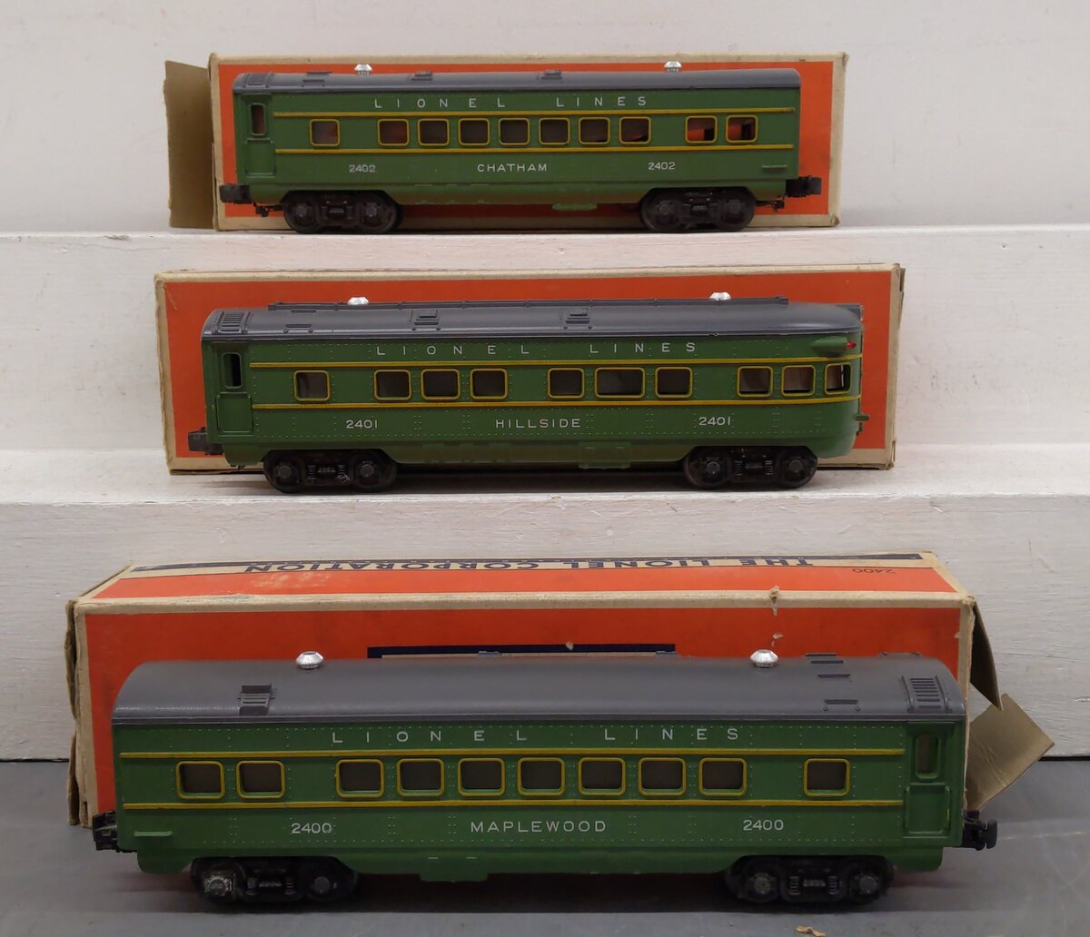 Lionel Vintage O Gauge Lionel Lines Passenger Cars: 2400, 2401, 2402 [3] EX/Box