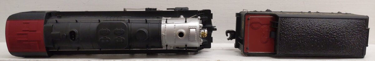 Lionel 6-38690 O Gauge Three Rivers Berkshire Jr. Steam Loco & Tender #2356 EX/Box