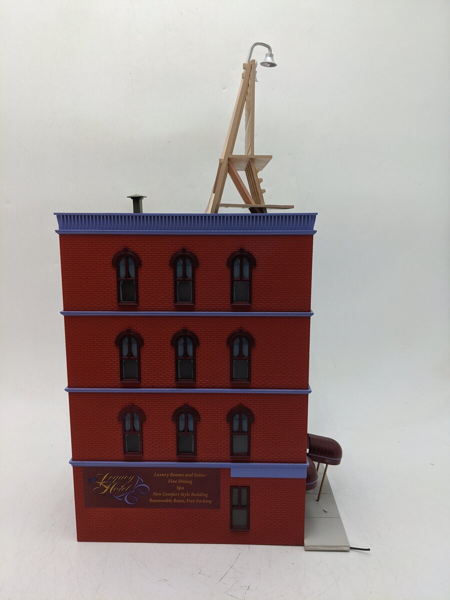 Lionel 6-16847 O Scale Lionelville Hotel EX/Box