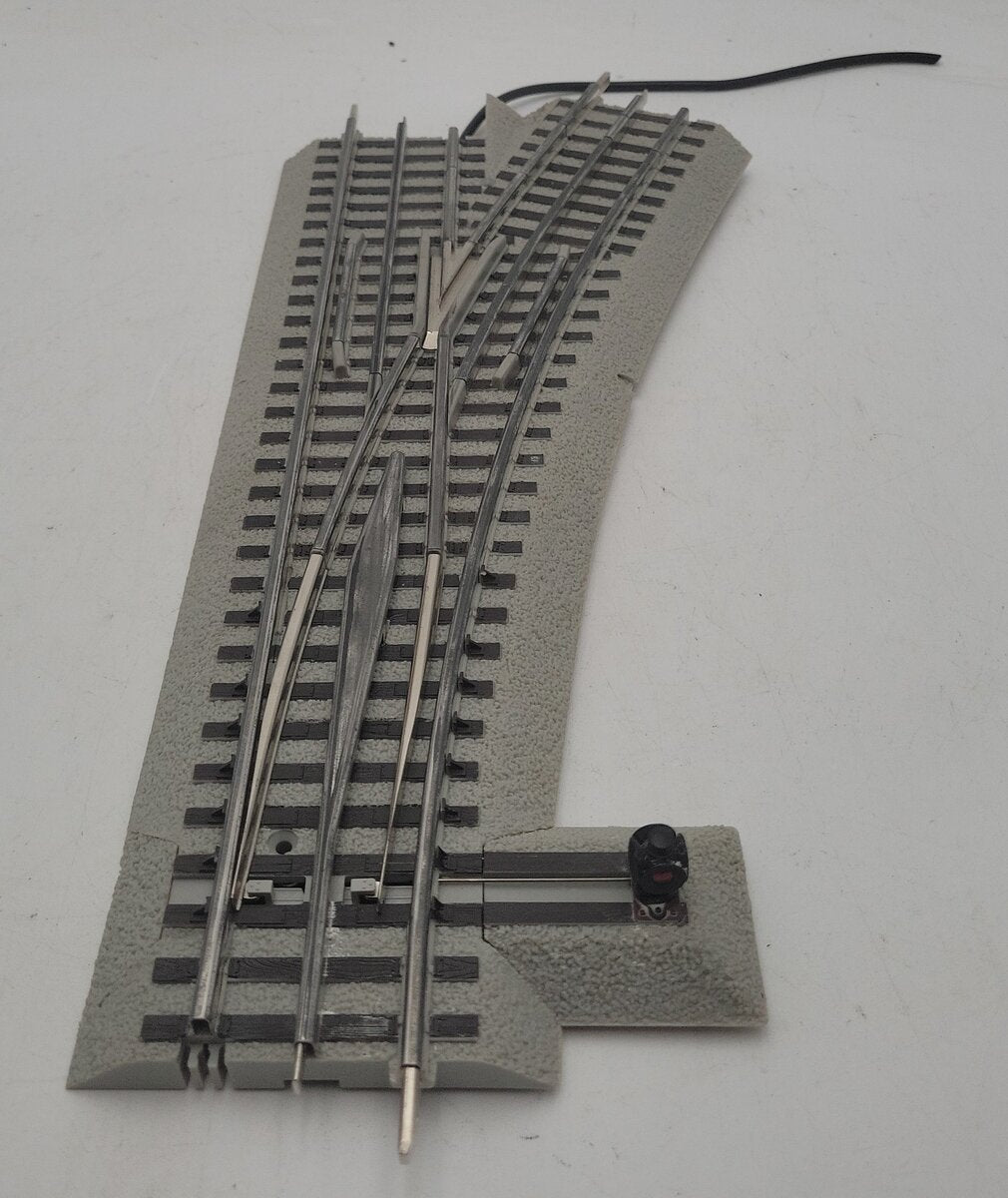 Lionel 6-12058 O O60 FasTrack Right Hand Remote Control Switch Turnout EX/Box