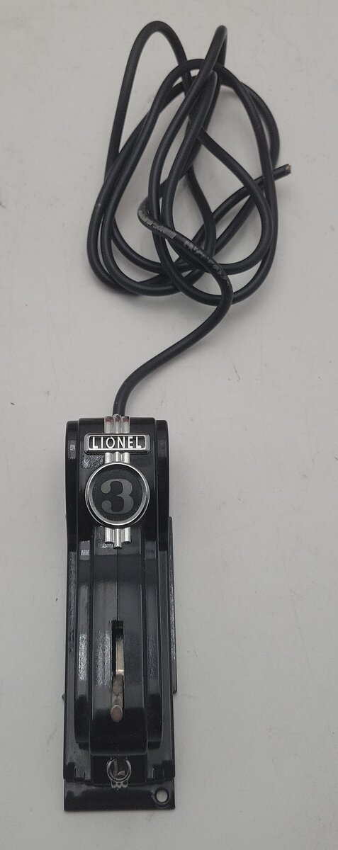 Lionel 6-12066 O Gauge O48 Right Hand Remote-Control 30° FasTrack Switch Turnout EX/Box