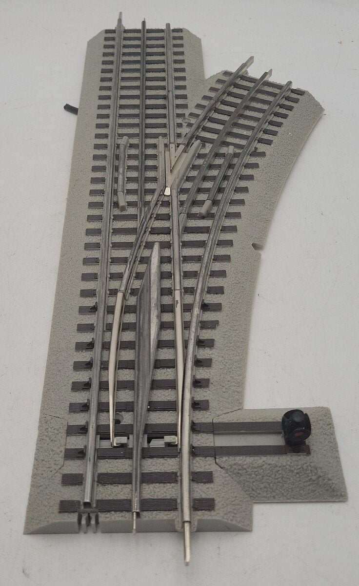 Lionel 6-12066 O Gauge O48 Right Hand Remote-Control 30° FasTrack Switch Turnout EX/Box
