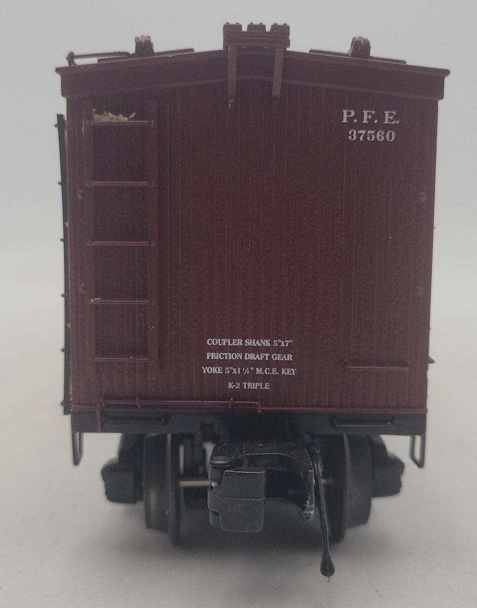 MTH 20-94357 O Pacific Fruit Express 36' Woodsided Reefer Car #37560 EX/Box