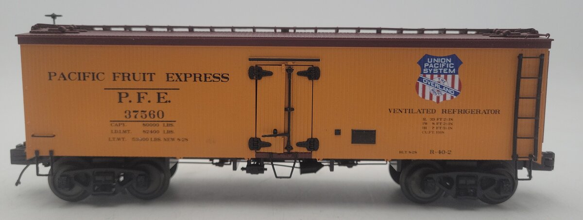 MTH 20-94357 O Pacific Fruit Express 36' Woodsided Reefer Car #37560 EX/Box